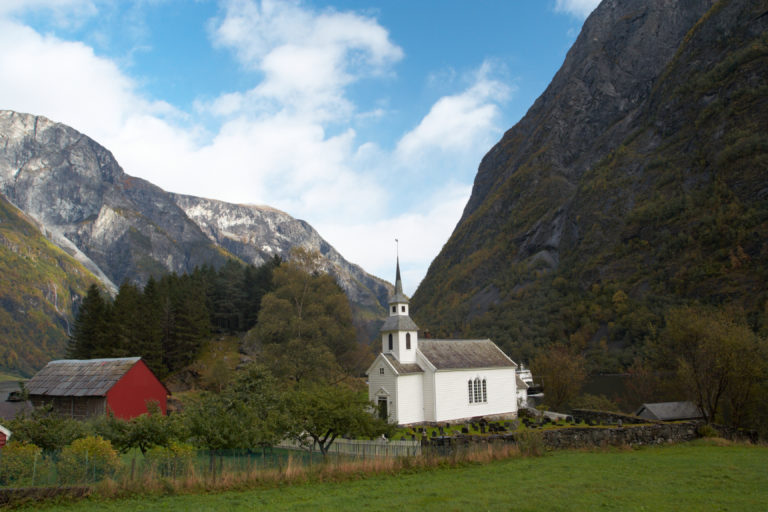 Den Norske Kirke kan spare!