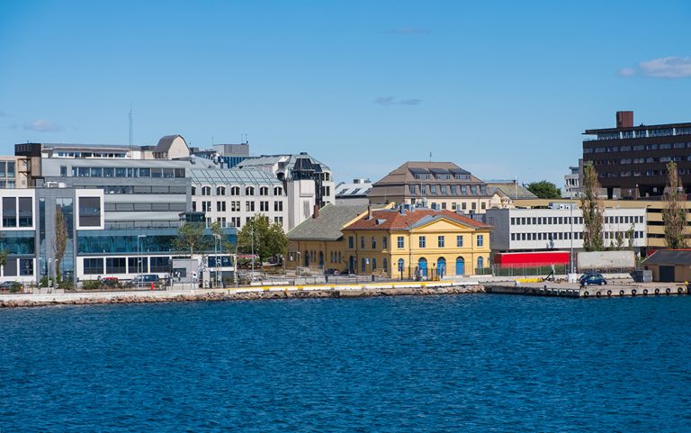 Kristiansand kommune bryter loven hver dag